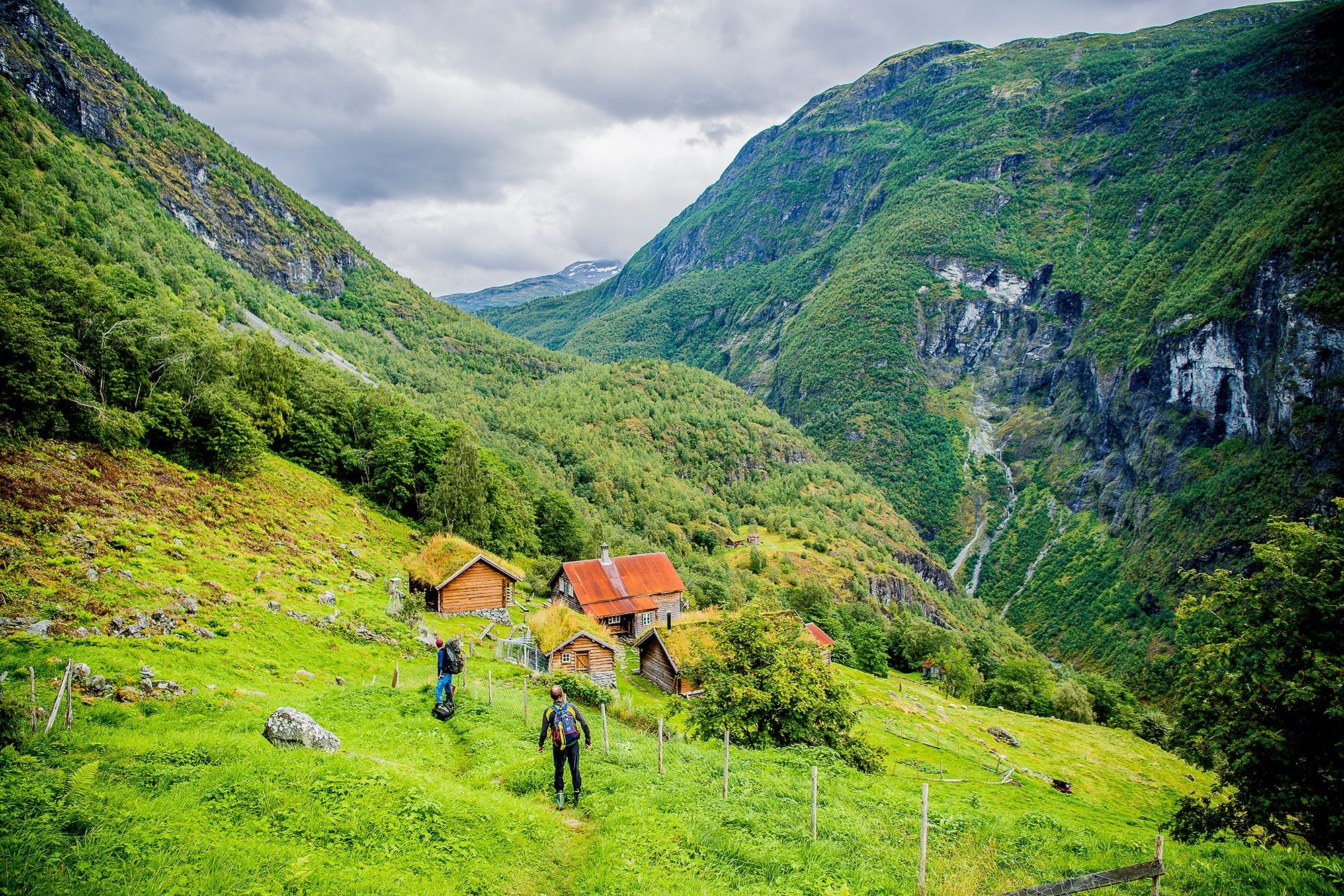 🚐 Best Time to Rent a Campervan in Norway: Month-by-Month Guide