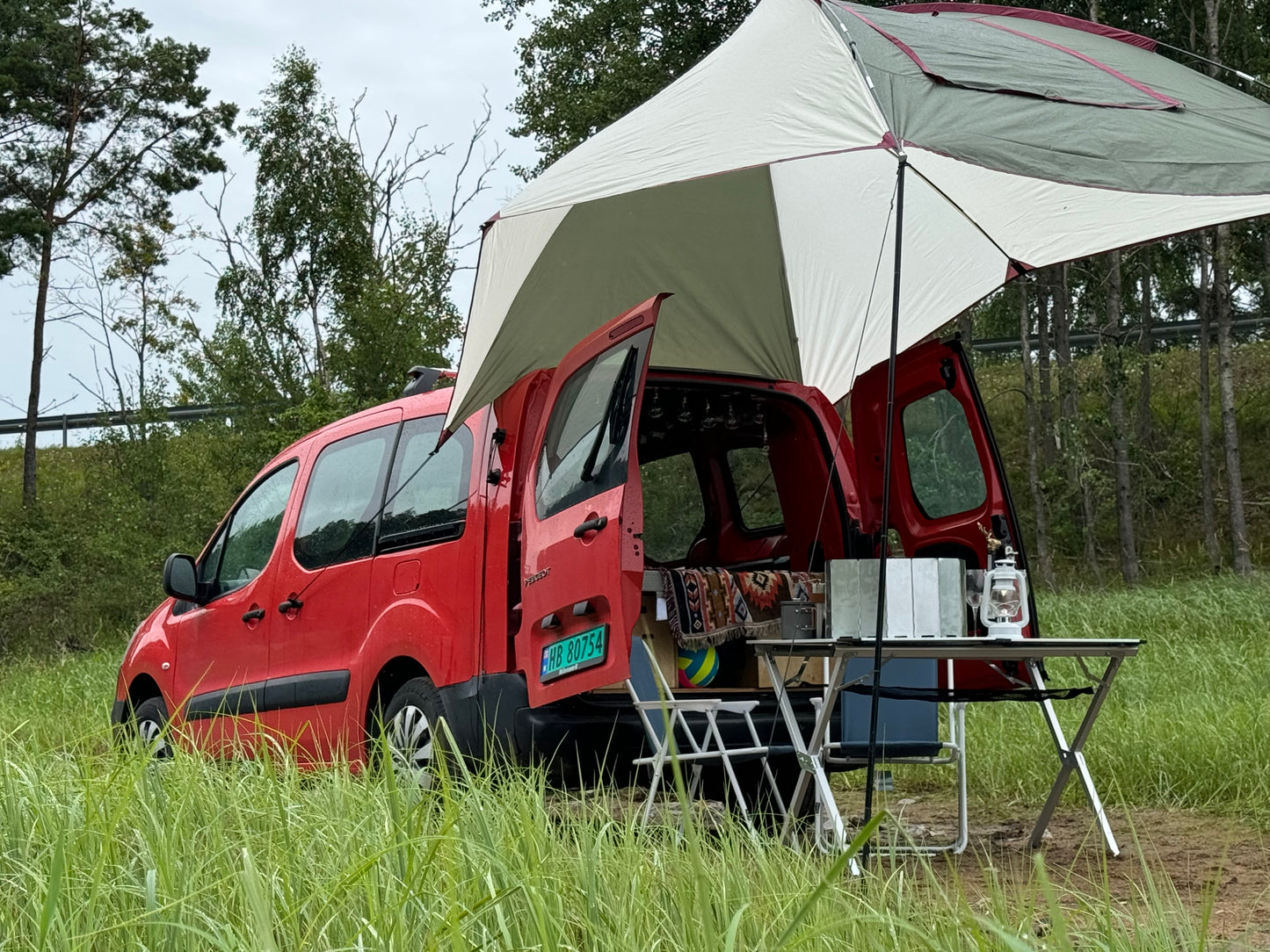 S8 Peugeot Mini Campervan Automatic, Category B